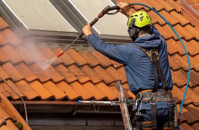 Démoussage et hydrofuge de toiture à Cachy